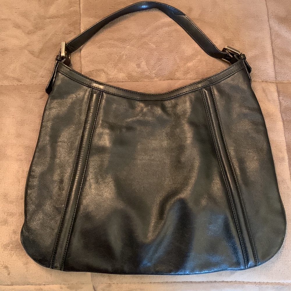 Authentic Gucci Leather bag. Good condition - Picture 6 of 11